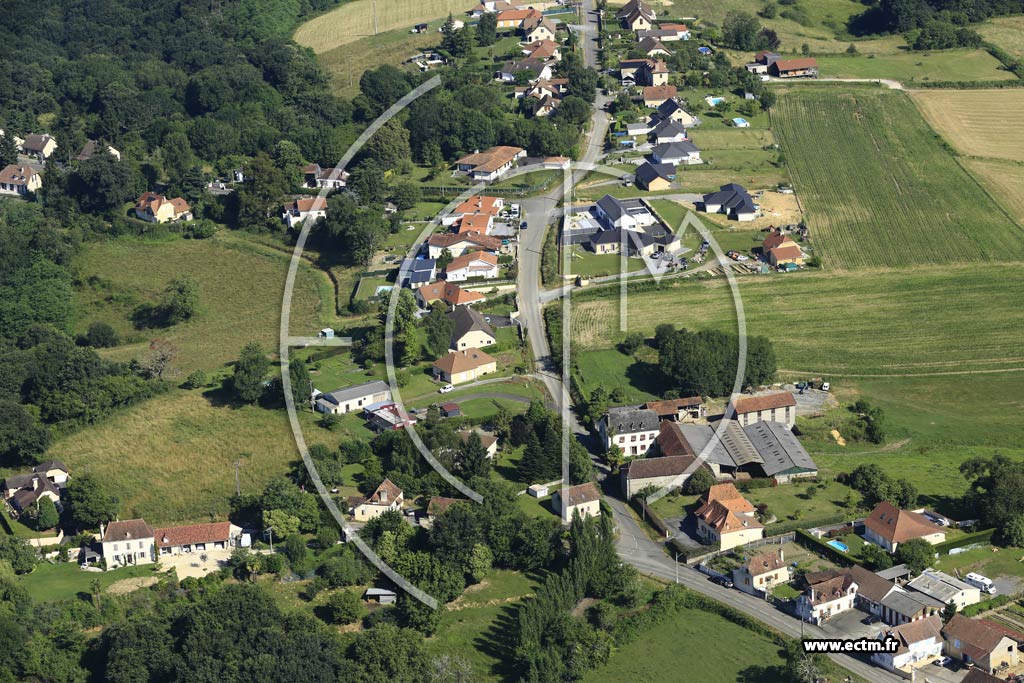 Photo arienne de Arthez-de-Barn