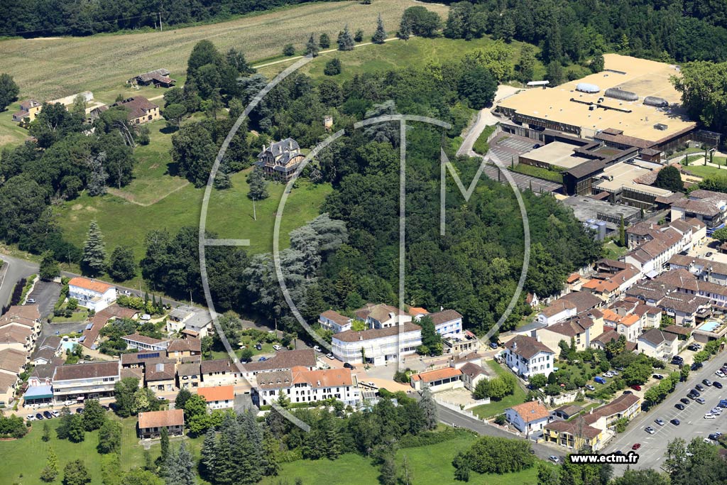 Photo arienne de Cazaubon (Barbotan les Thermes)