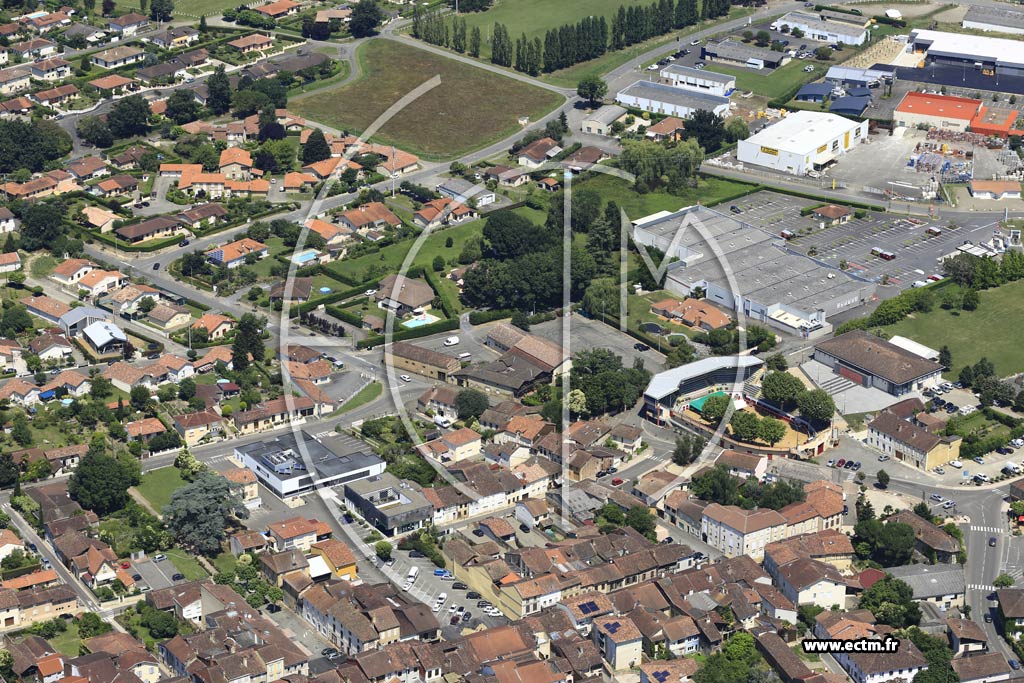 Photo arienne de Nogaro