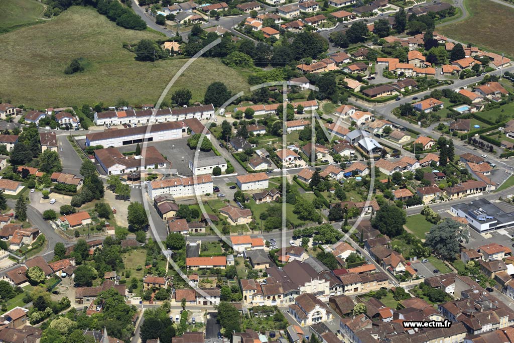 Photo arienne de Nogaro