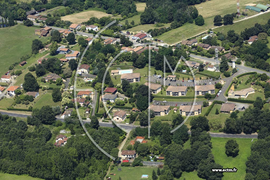 Photo arienne de Nogaro