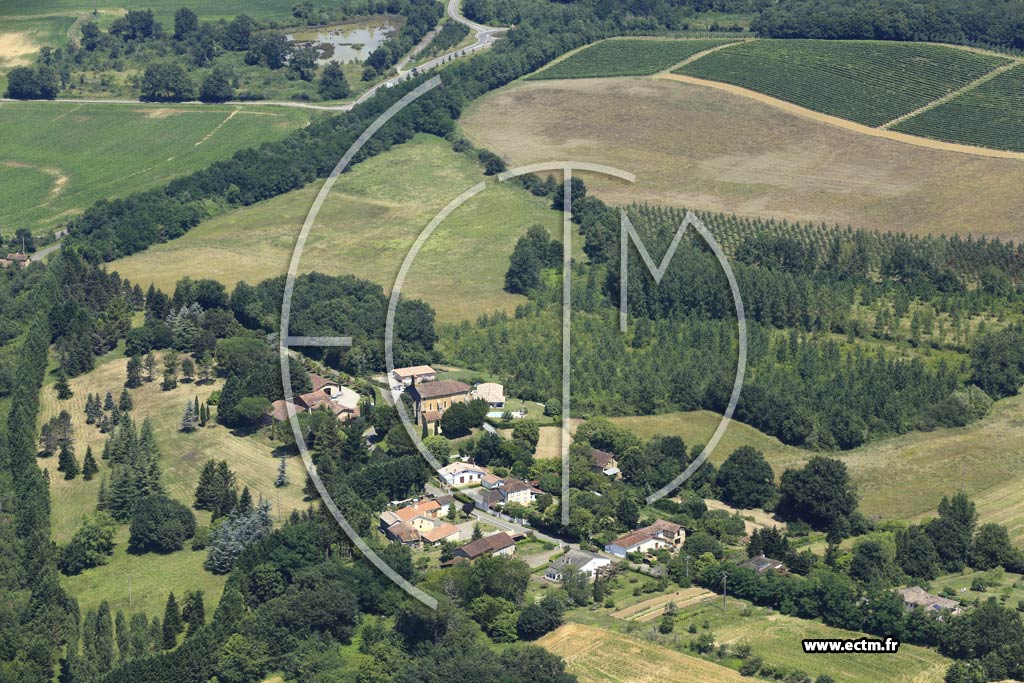 Photo arienne de Nogaro (Bouit)