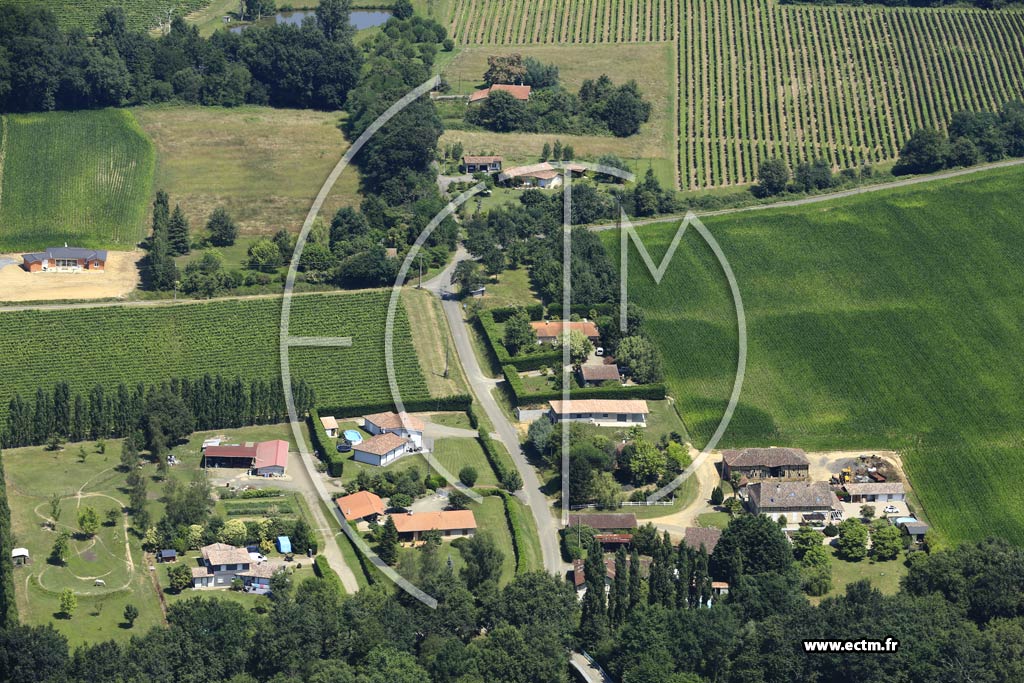 Photo arienne de Sainte-Christie-d'Armagnac (Larroque)