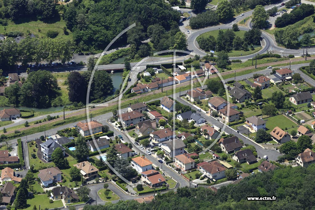Photo arienne de Juranon (Pont d'Oly)