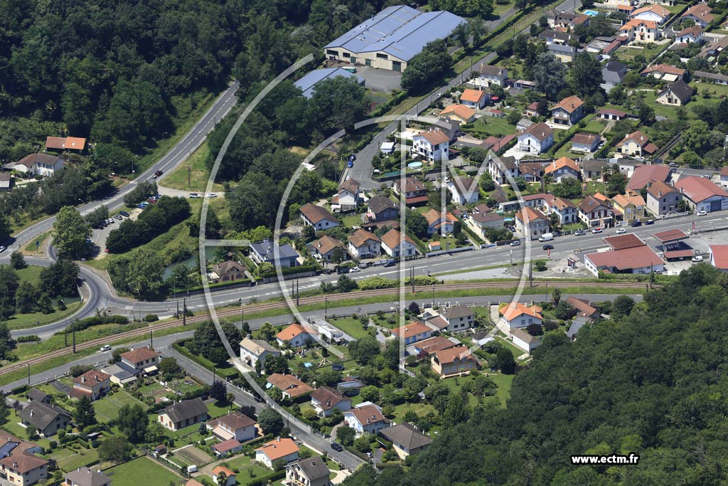Photo arienne de Juranon (Pont d'Oly)