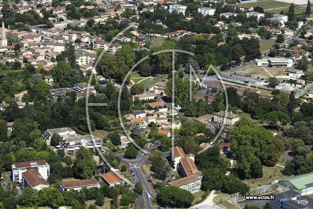 Photo arienne de Blanquefort (Corbeil)