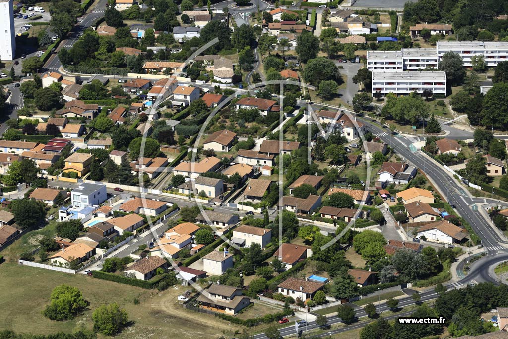 Photo arienne de Blanquefort (les Pins)