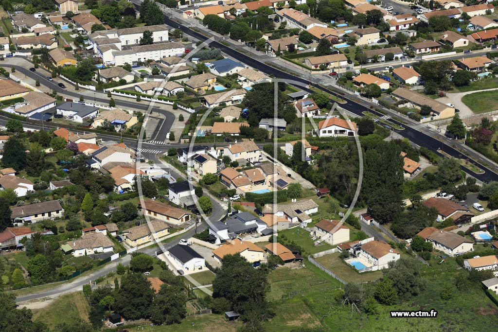 Photo arienne de Parempuyre (la Vieille glise)