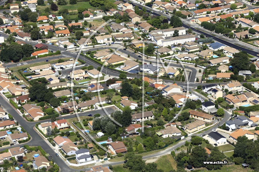 Photo arienne de Parempuyre (la Vieille glise)