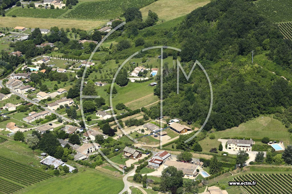 Photo arienne de Flaujagues (Francesa)