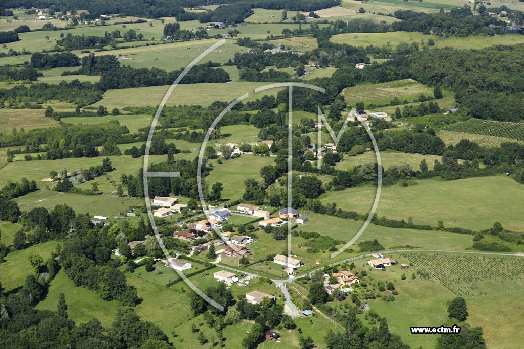 Photo arienne de Montpeyroux (le Fumat)