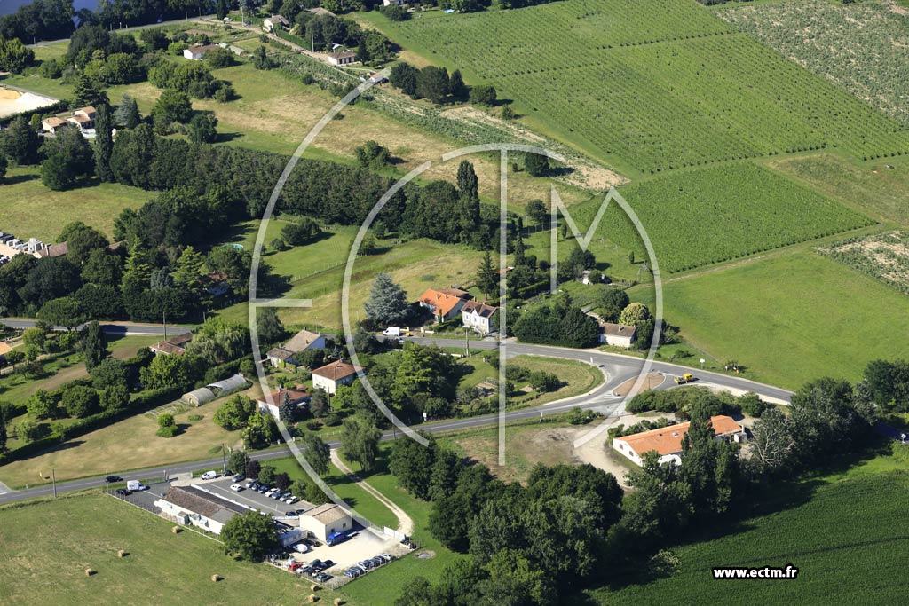 Photo arienne de Mouliets-et-Villemartin (Bordieu)