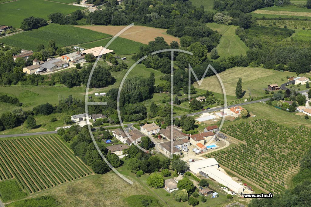 Photo arienne de Naujan-et-Postiac (le Barbey)