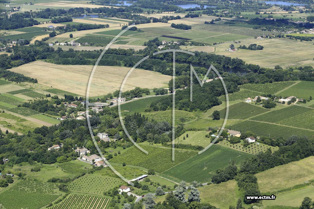 Photo arienne de Pessac-sur-Dordogne (la Corrgie)