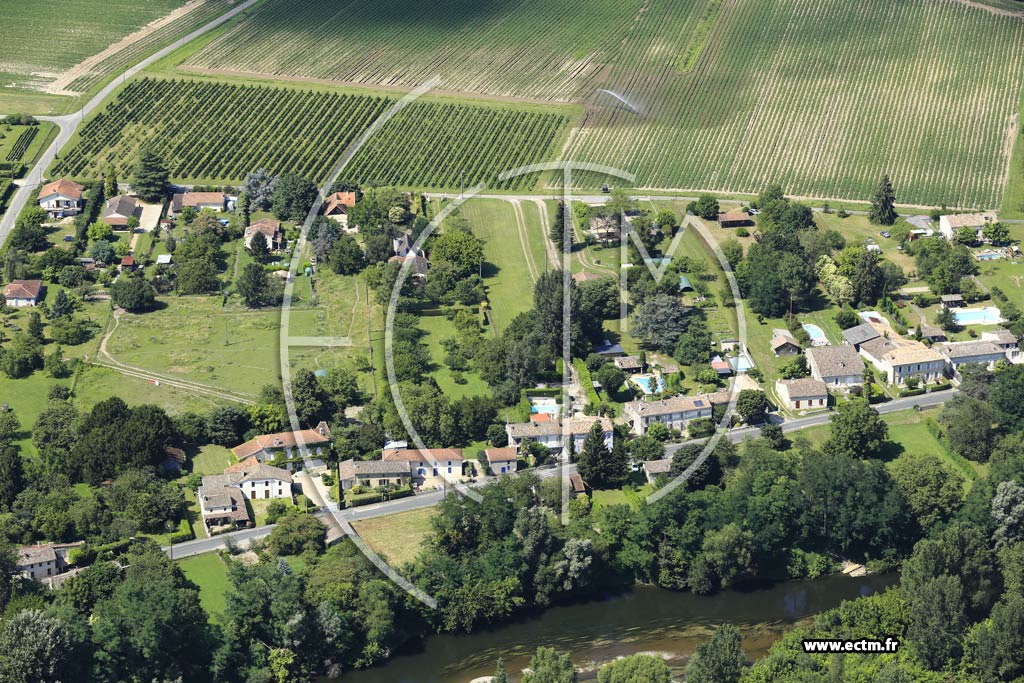 Photo arienne de Saint-Seurin-de-Prats (les Granges)