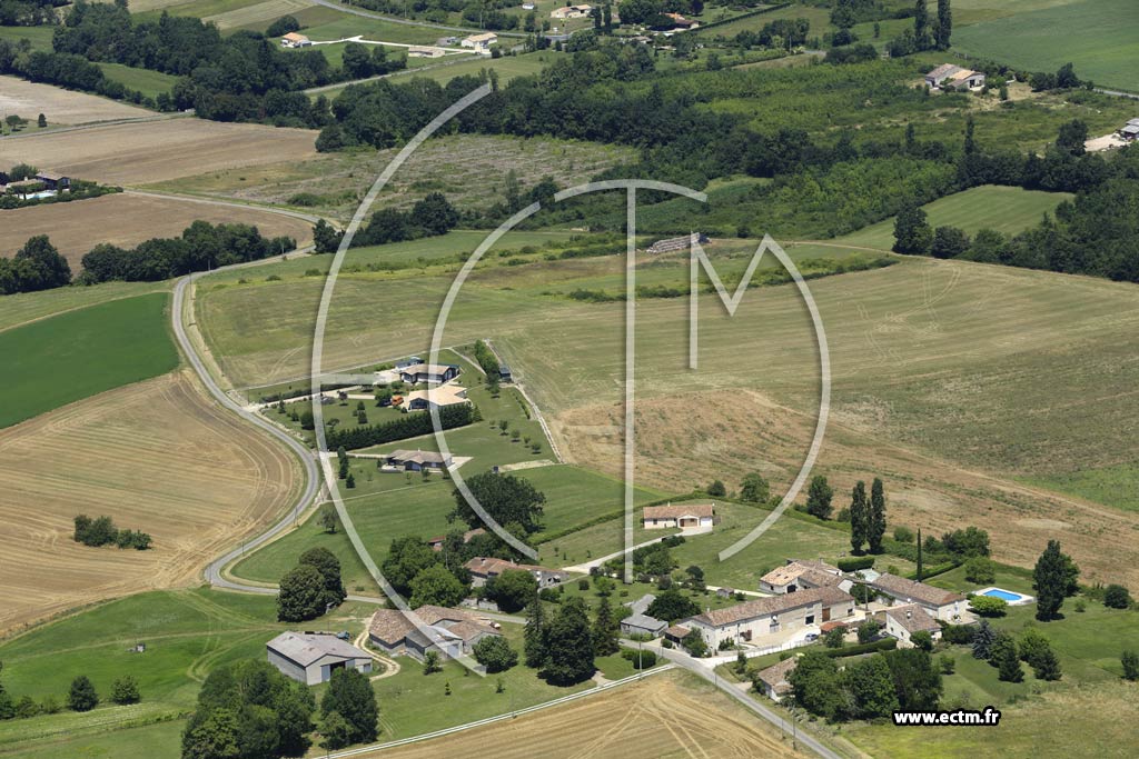 Photo arienne de Loubs-Bernac (les Bouhets)