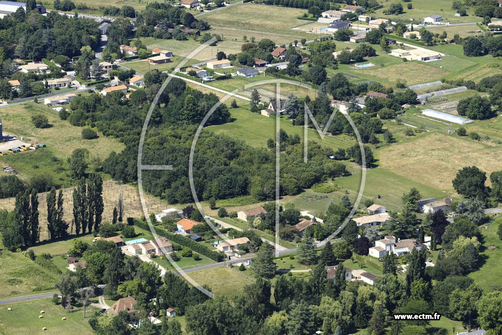Photo arienne de Pineuilh (la Tapie)