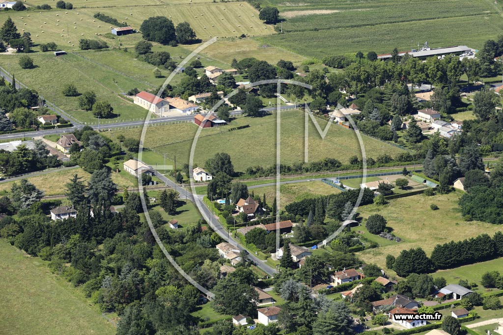 Photo arienne de Port-Sainte-Foy-et-Ponchapt (les Gracies)