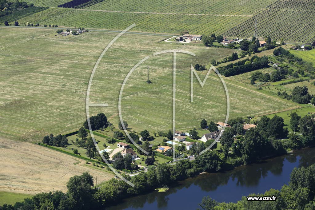 Photo arienne de Saint-Antoine-de-Breuilh (Saint-Aulaye)