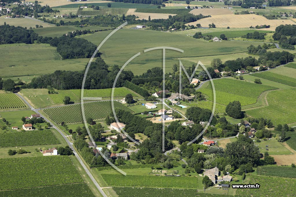Photo arienne de Saint-Mard-de-Guron (le Bernagaud)