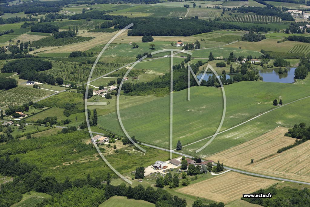 Photo arienne de Thnac (Fongrive Bas)