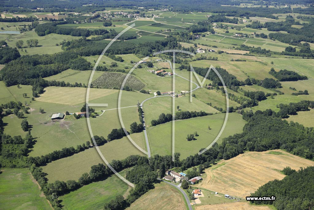 Photo arienne de Vlines (le Moulin de Pierrejay)