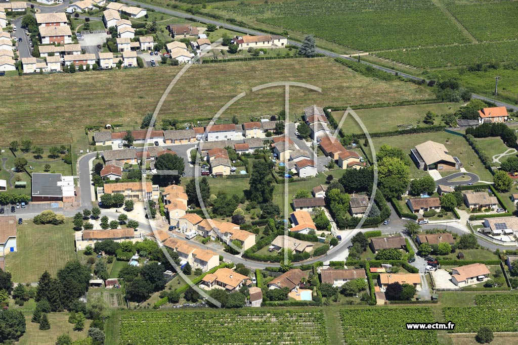Photo arienne de Cadillac (les Baries)