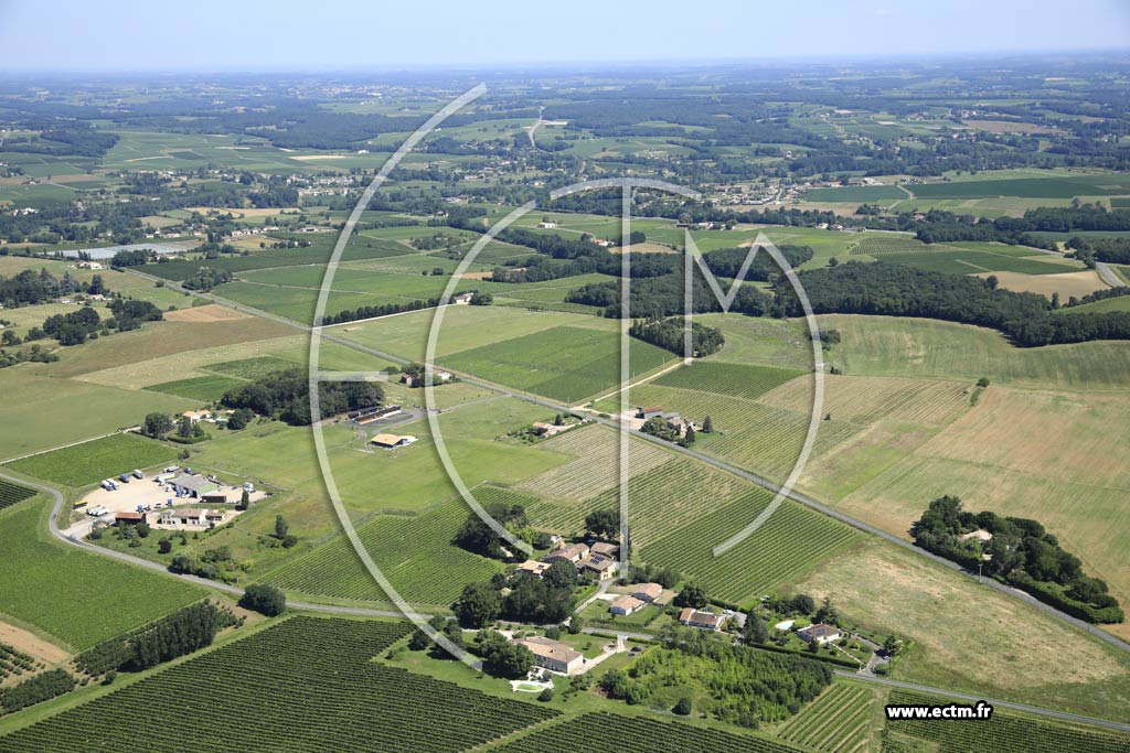 Photo arienne de Les Esseintes (le Limousin)