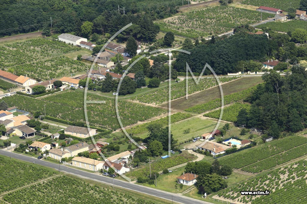 Photo arienne de Preignac (le Capon)
