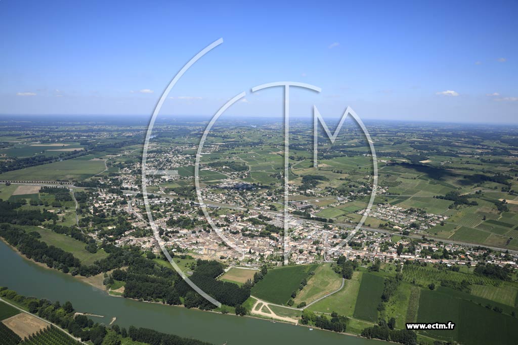 Photo arienne de Saint-Macaire