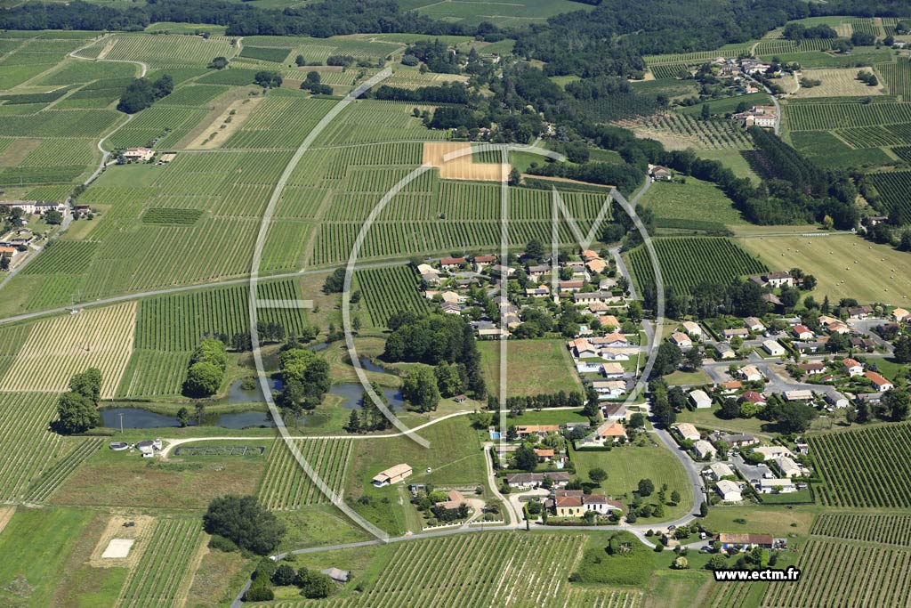 Photo arienne de Saint-Pierre-d'Aurillac (Baladon)