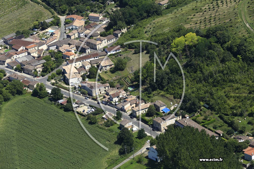Photo arienne de Sainte-Croix-du-Mont (le Peyrat)