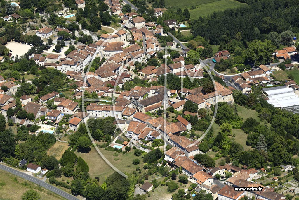 Photo arienne de Aubeterre-sur-Dronne