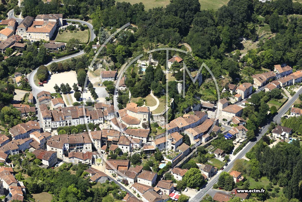 Photo arienne de Aubeterre-sur-Dronne