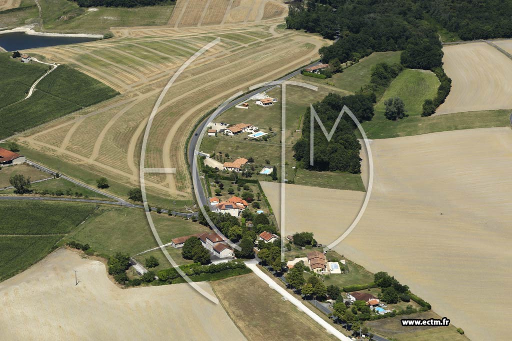 Photo arienne de Montignac-le-Coq