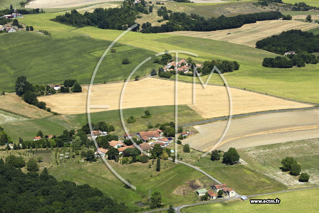 Photo arienne de Montignac-le-Coq (la Breuille)