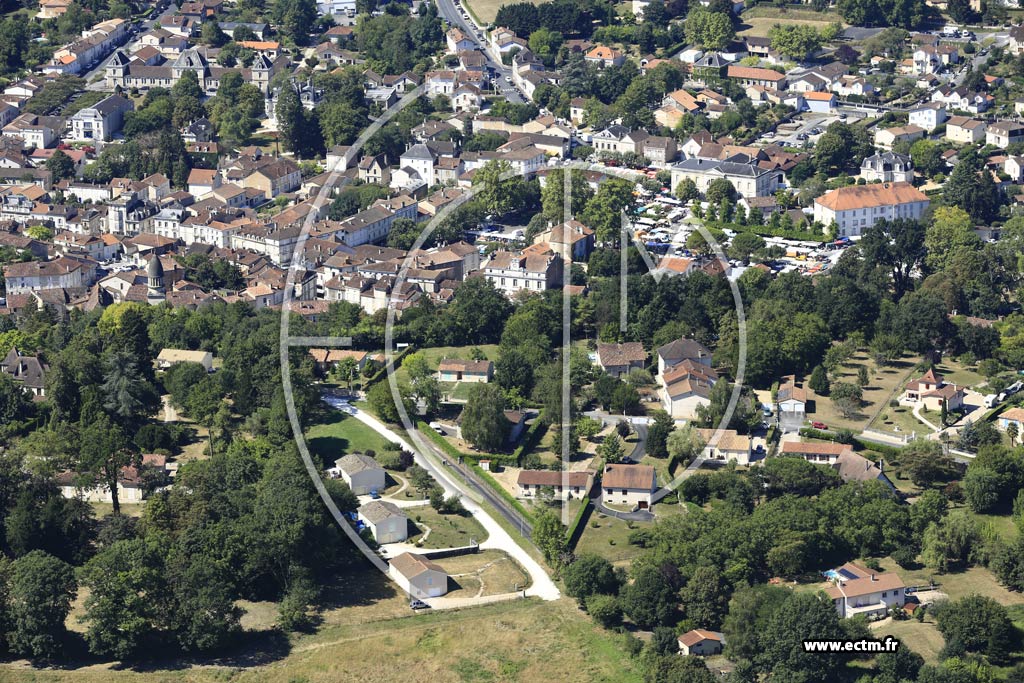 Photo arienne de Ribrac (Puy de Bellevue)