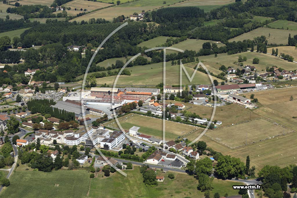 Photo arienne de Saint-Aulaye-Puymangou