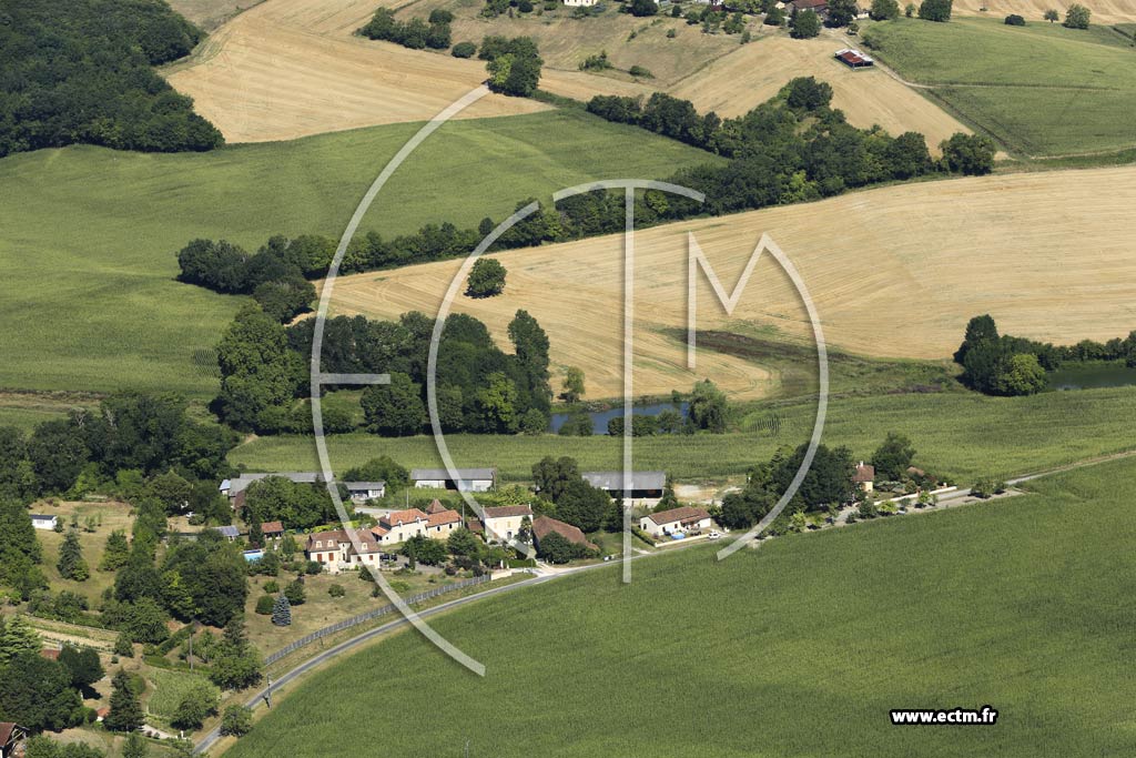 Photo arienne de Saint-Martin-de-Ribrac (le Cluzelard)