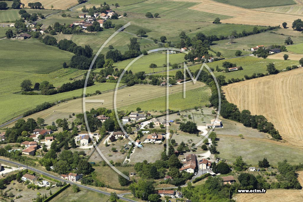Photo arienne de Saint-Martin-de-Ribrac (les Grandes Vignes)