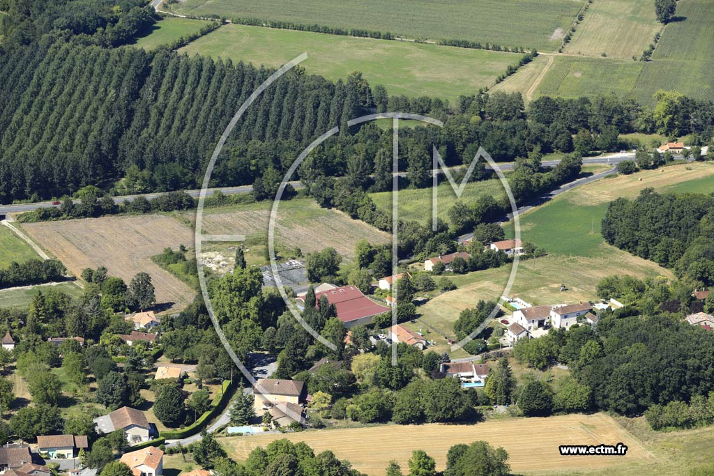 Photo arienne de Saint-Mard-de-Drne (les Bigoussies)
