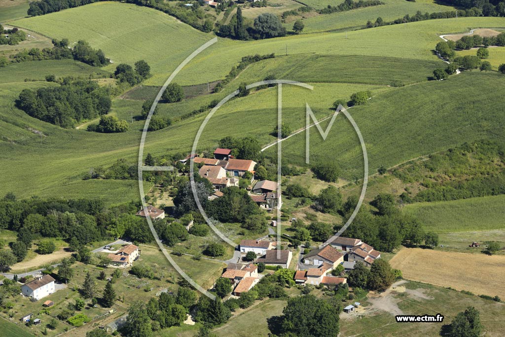 Photo arienne de Saint-Pardoux-de-Drne (Chazarie)