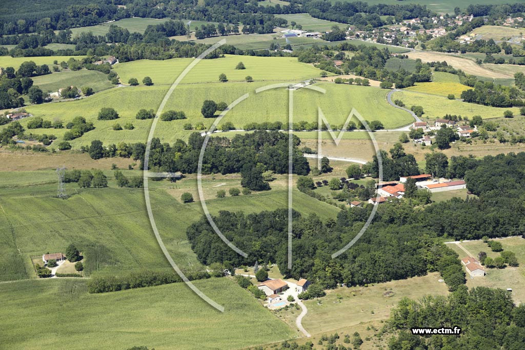 Photo arienne de Saint-Pardoux-de-Drne (les Graves)