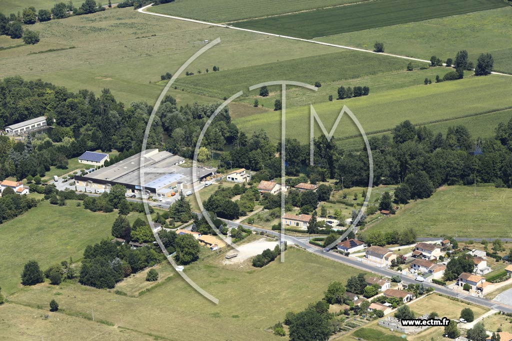 Photo arienne de Saint-Privat-en-Prigord (le Moulin Neuf)