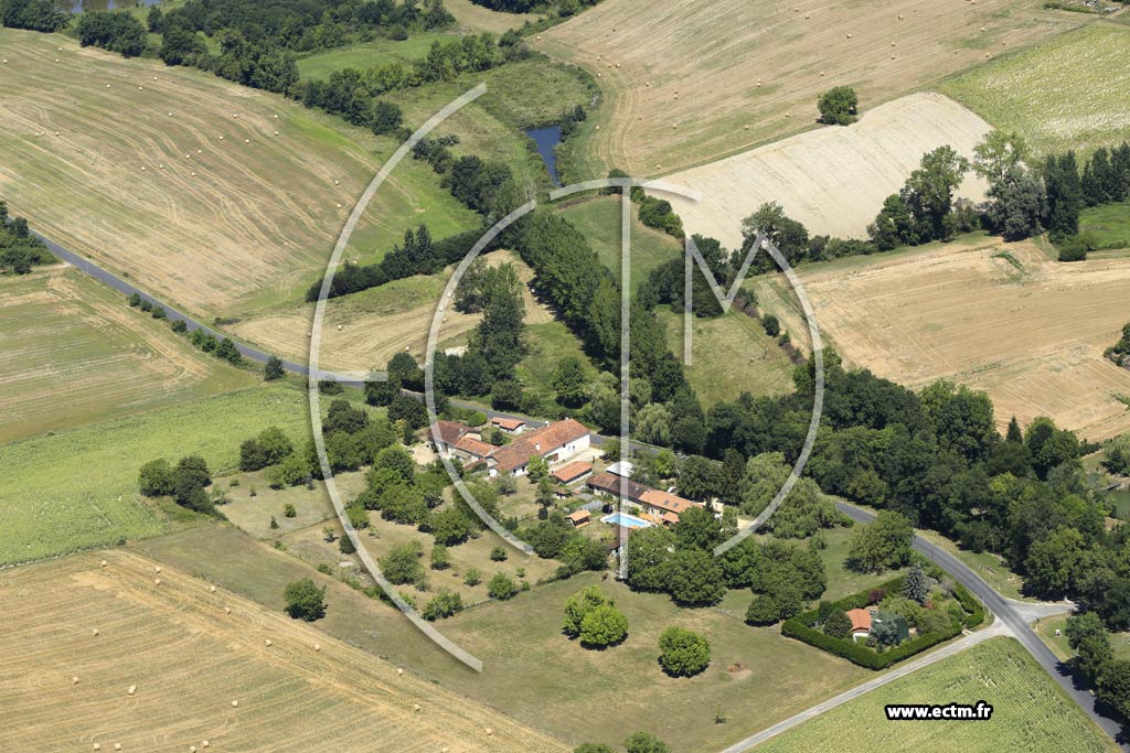 Photo arienne de Saint-Privat-en-Prigord (le Pontet)