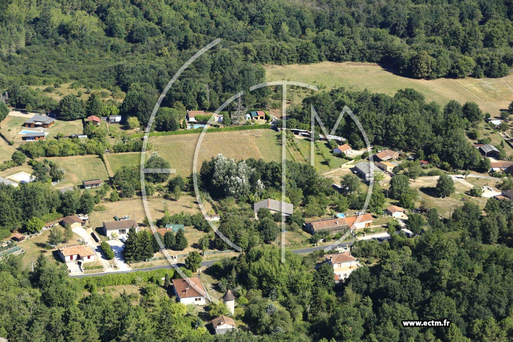 Photo arienne de Saint-Vincent-de-Connezac (les Alberts)