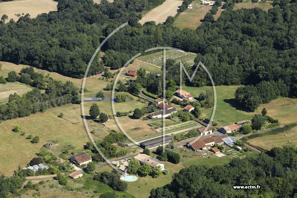 Photo arienne de Saint-Vincent-de-Connezac (les Gounauds)
