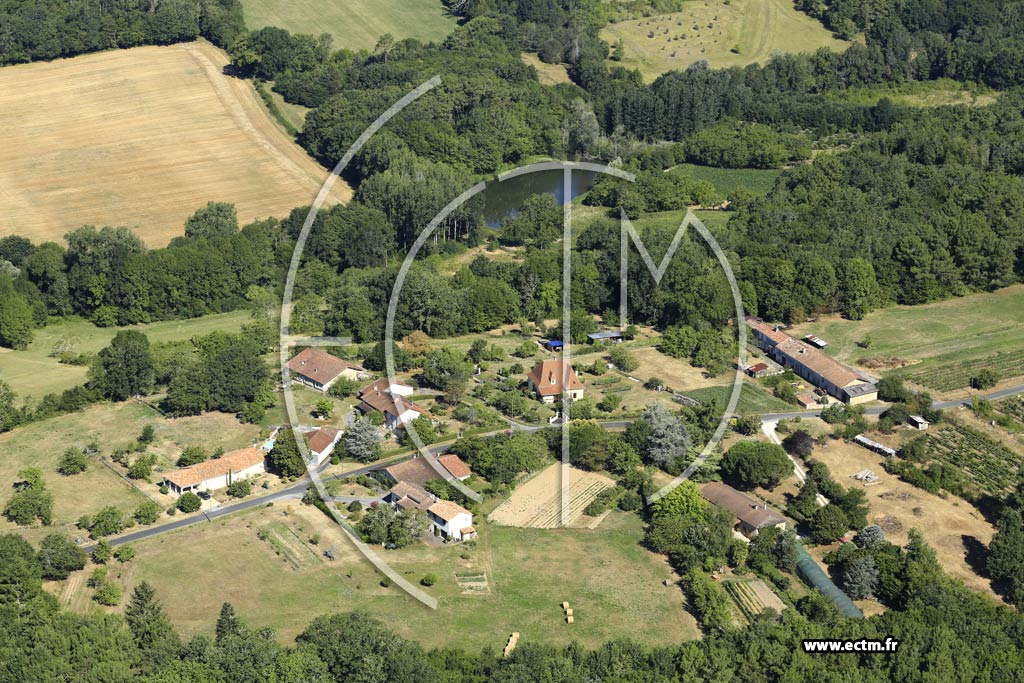 Photo arienne de Saint-Vincent-de-Connezac (Mayneix)