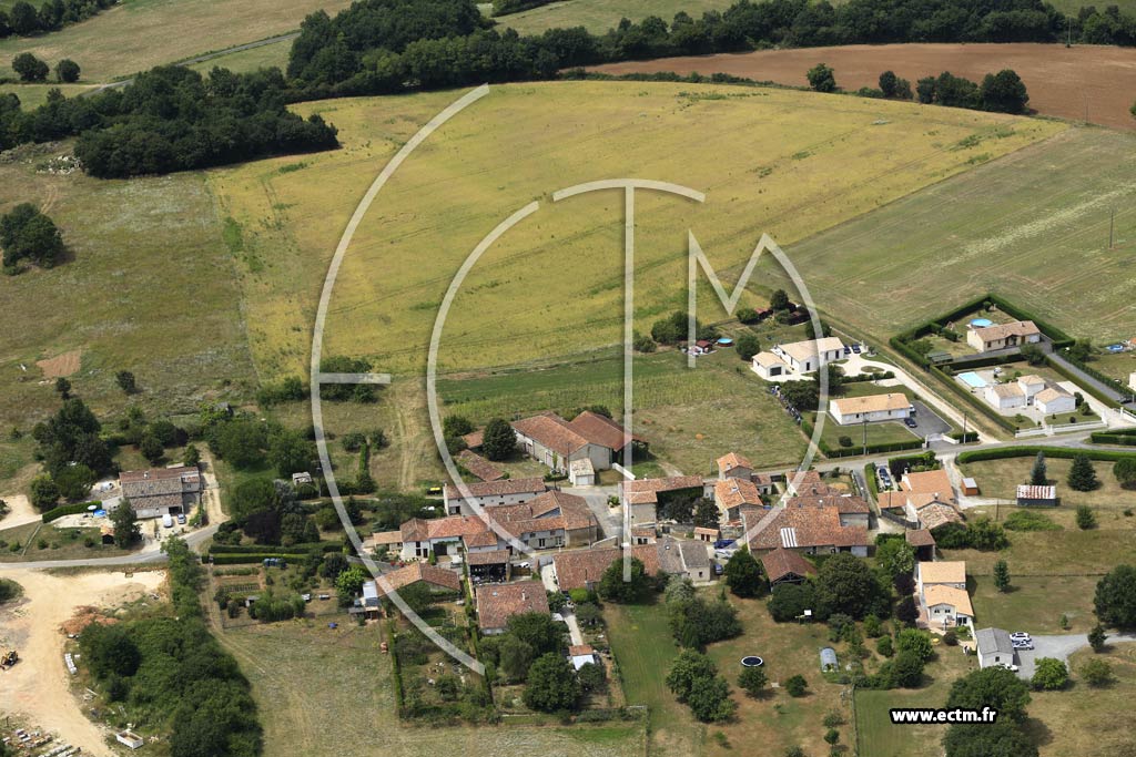 Photo arienne de Bunzac (les Fouilloux)