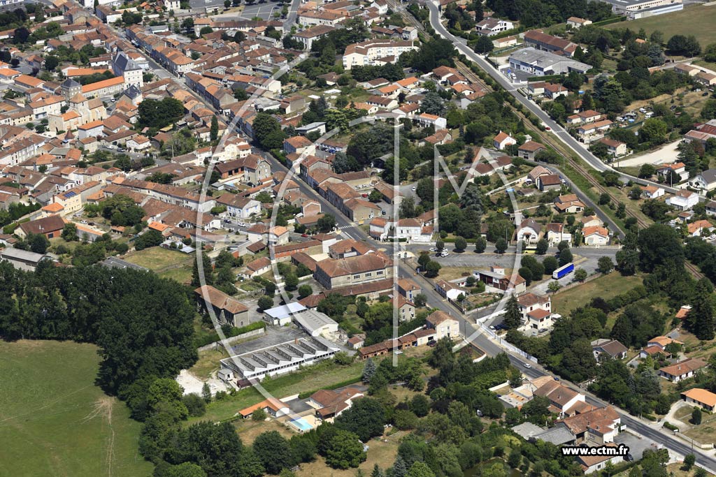 Photo arienne de Chasseneuil-sur-Bonnieure